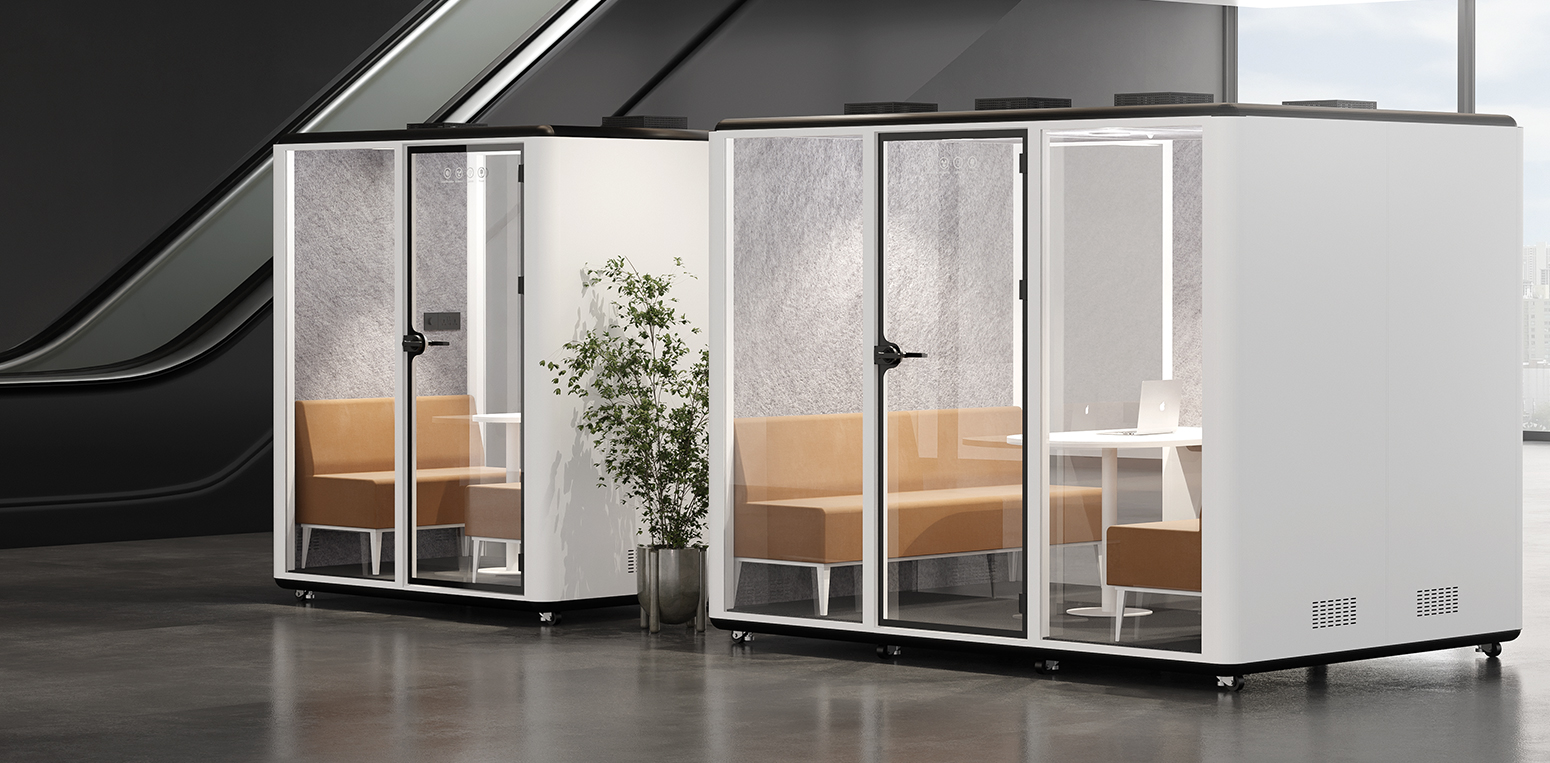 SmartPod para Ambientes Corporativos

As SmartPods para ambientes corporativos são uma solução inteligente para empresas que precisam criar espaços privativos dentro de escritórios abertos e ambientes compartilhados. A configuração permite organizar áreas destinadas a reuniões, videoconferências, concentração e conversas estratégicas, aproveitando melhor o espaço disponível.

Com design contemporâneo e isolamento acústico, as SmartPods agregam privacidade, conforto, funcionalidade e sofisticação ao ambiente de trabalho.